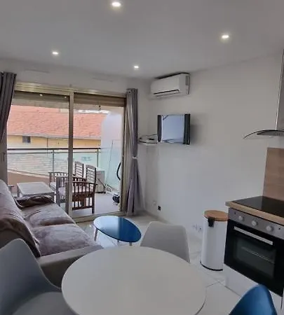 Centre 4 Personnes Cannes